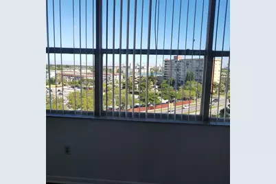 1300 NE Miami Gardens Drive #810E, Miami, FL 33179 - Photo 5