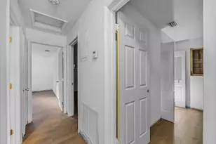 5811 NE 1st Terrace, Oakland Park, FL 33334 - Photo 15