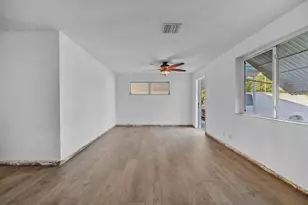 5811 NE 1st Terrace, Oakland Park, FL 33334 - Photo 11