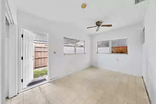 5811 NE 1st Terrace, Oakland Park, FL 33334 - Photo 13