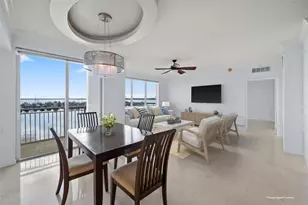 675 NW Flagler Ave, Stuart, FL 34994 - Photo 9