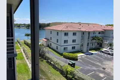 4311 Crystal Lake Drive #421, Pompano Beach, FL 33064 - Photo 7