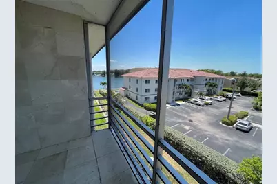 4311 Crystal Lake Drive #421, Pompano Beach, FL 33064 - Photo 11