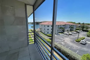 4311 Crystal Lake Dr, Pompano Beach, FL 33064 - Photo 11