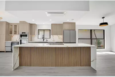 21392 Bridge View Drive, Boca Raton, FL 33428 - Photo 3