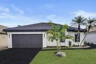 21392 Bridgeview Dr, Boca Raton, FL 33428 - Photo 1