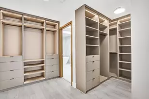 21392 Bridgeview Dr, Boca Raton, FL 33428 - Photo 17