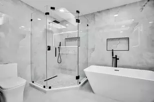 21392 Bridgeview Dr, Boca Raton, FL 33428 - Photo 21