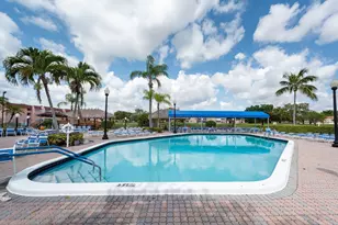 9821 Sunrise Lakes Blvd, Sunrise, FL 33322 - Photo 19