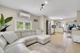 4860 SW 61st Ave, Davie, FL 33314 - Photo 3