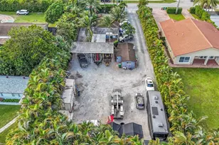 4860 SW 61st Ave, Davie, FL 33314 - Photo 51