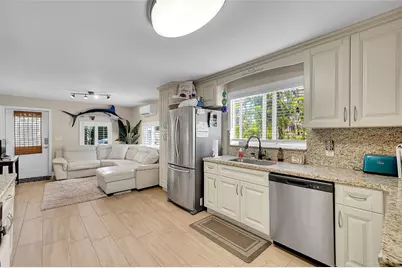 4860 SW 61st Avenue, Davie, FL 33314 - Photo 11