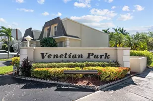 822 NE 25th Ave, Hallandale Beach, FL 33009 - Photo 35