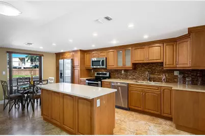 822 NE 25th Avenue #822, Hallandale Beach, FL 33009 - Photo 3