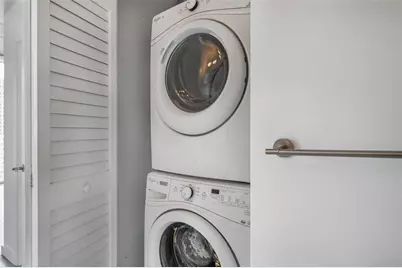 151 SE 1st Street #608, Miami, FL 33131 - Photo 3