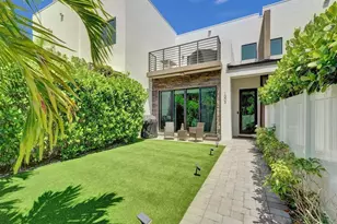 1604 SW 4th Ave, Fort Lauderdale, FL 33315 - Photo 1