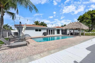 370 SE 3rd Court, Pompano Beach, FL 33060 - Photo 25