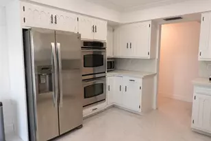 4101 NE 24th Ave, Pompano Beach, FL 33064 - Photo 13