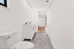 391 NW 58th Ave, Miami, FL 33126 - Photo 37