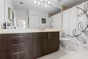 2401 NE 65th St, Fort Lauderdale, FL 33308 - Photo 13