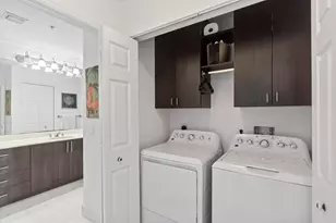 2401 NE 65th St, Fort Lauderdale, FL 33308 - Photo 17