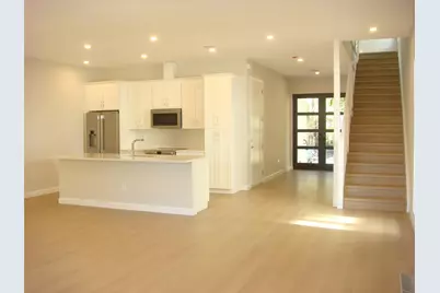 706 SW 9 Te #B, Fort Lauderdale, FL 33315 - Photo 5