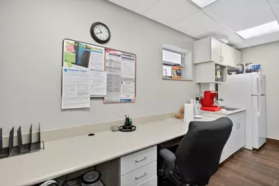 7471 W Oakland Park Boulevard, Tamarac, FL 33319 - Photo 25