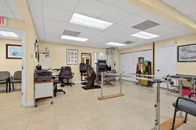 7471 W Oakland Park Boulevard, Tamarac, FL 33319 - Photo 45