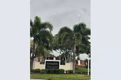 912 Springdale Circle, Palm Springs, FL 33461 - Photo 15