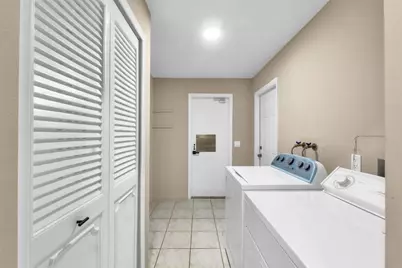 8871 NW 3rd Street, Hollywood, FL 33024 - Photo 31