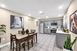 8871 NW 3rd St, Pembroke Pines, FL 33024 - Photo 13