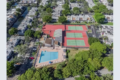 1491 NW 112th Way, Pembroke Pines, FL 33026 - Photo 45