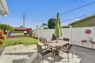 2201 N 49th Ave, Hollywood, FL 33021 - Photo 21