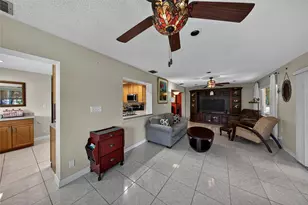 9812 NW 75th Ct, Tamarac, FL 33321 - Photo 21