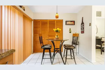 1867 NW 99th Avenue, Plantation, FL 33322 - Photo 17