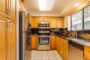 1867 NW 99th Ave, Plantation, FL 33322 - Photo 13