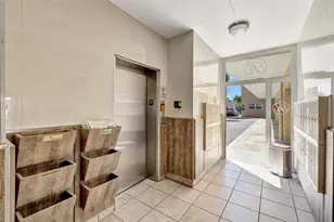 2081 S Ocean Dr, Hallandale Beach, FL 33009 - Photo 23