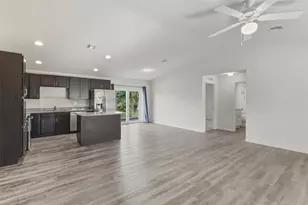 8007 Royal Ct, Labelle, FL 33935 - Photo 9