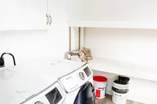 778 NW 80th St, Miami, FL 33150 - Photo 25