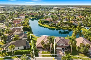 10658 St Thomas Dr, Boca Raton, FL 33498 - Photo 33