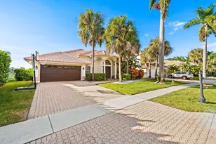 10658 St Thomas Dr, Boca Raton, FL 33498 - Photo 31