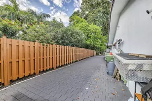3171 NW 69th Ct, Fort Lauderdale, FL 33309 - Photo 21