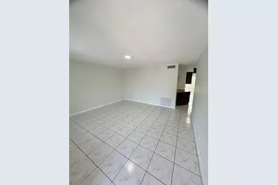 1401 NE 57th Place #11, Fort Lauderdale, FL 33334 - Photo 7