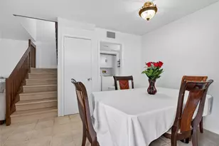 6131 NW 55th Ln, Tamarac, FL 33319 - Photo 13