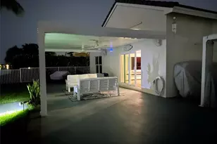 18728 NW 24th Ct, Pembroke Pines, FL 33029 - Photo 37