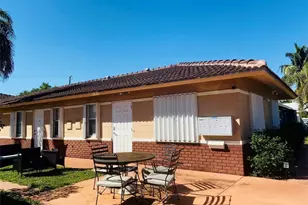 1932 NE 7th St, Deerfield Beach, FL 33441 - Photo 3