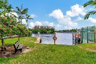 1932 NE 7th St, Deerfield Beach, FL 33441 - Photo 13