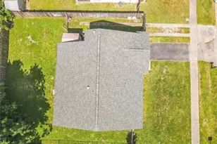 8350 NW 46th St, Lauderhill, FL 33351 - Photo 17