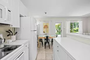 3201 SE 10th St, Pompano Beach, FL 33062 - Photo 11