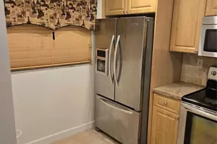 9531 Seagrape Dr, Davie, FL 33324 - Photo 3